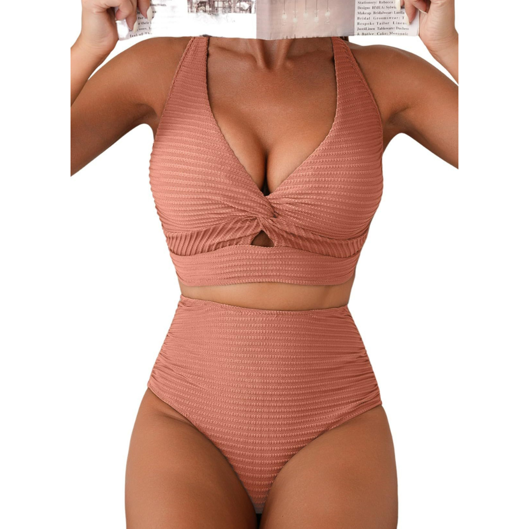 "Melanie | Riblji Bikini s Visokim Strukom" can be rewritten as "Melanie | Riblji Bikini s Visokim Strukom za Savršen Ljetni Izgled".