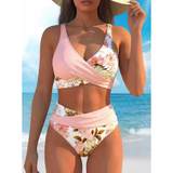 Sisi | Bikini s Twist-Frontom i Visokim Strukom" can be rewritten as: "Sisi | Bikini s Uvijenim Prednjim Dijelom i Visokim Strukom
