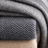 Stil Celje™ | Komplet iz vrhunske merino volne z vzorcem