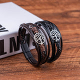 Yggdrasil - Pletena usnjena zapestnica" can be rewritten as "Yggdrasil - Woven Leather Bracelet.