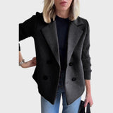 Emma - Elegancki blazer s pletenicami na rokavih